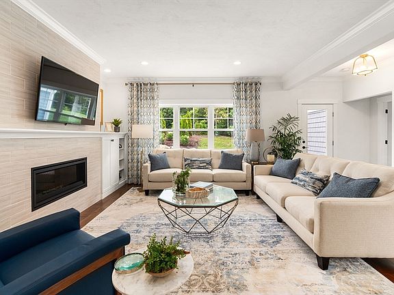 7th image of this home