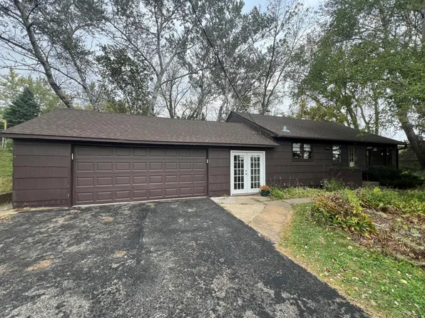 103 Oakridge Dr SW, Rochester, MN 55902