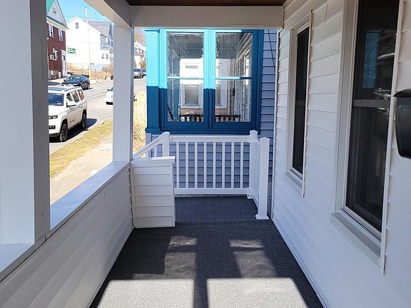 2nd image of 1615 Bell Ave