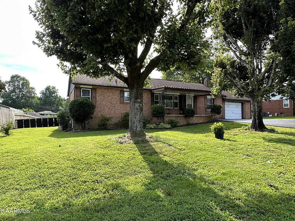 1st image of 104 Willowbrook Dr