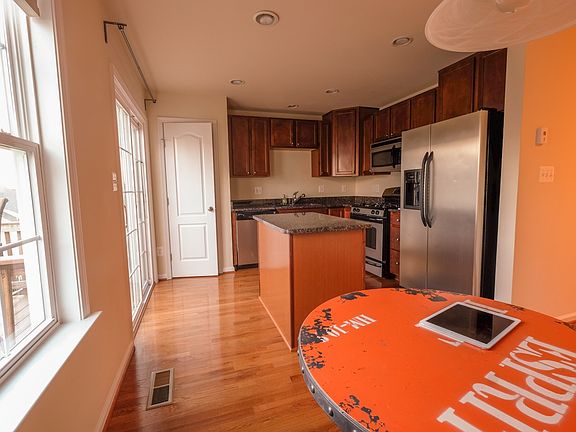 2nd image of 2934 Truffle Oak Pl