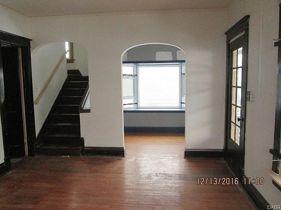 2nd image of 1832 Elsmere Ave
