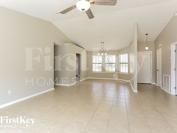3rd image of 1666 W Ponderosa Pine Dr
