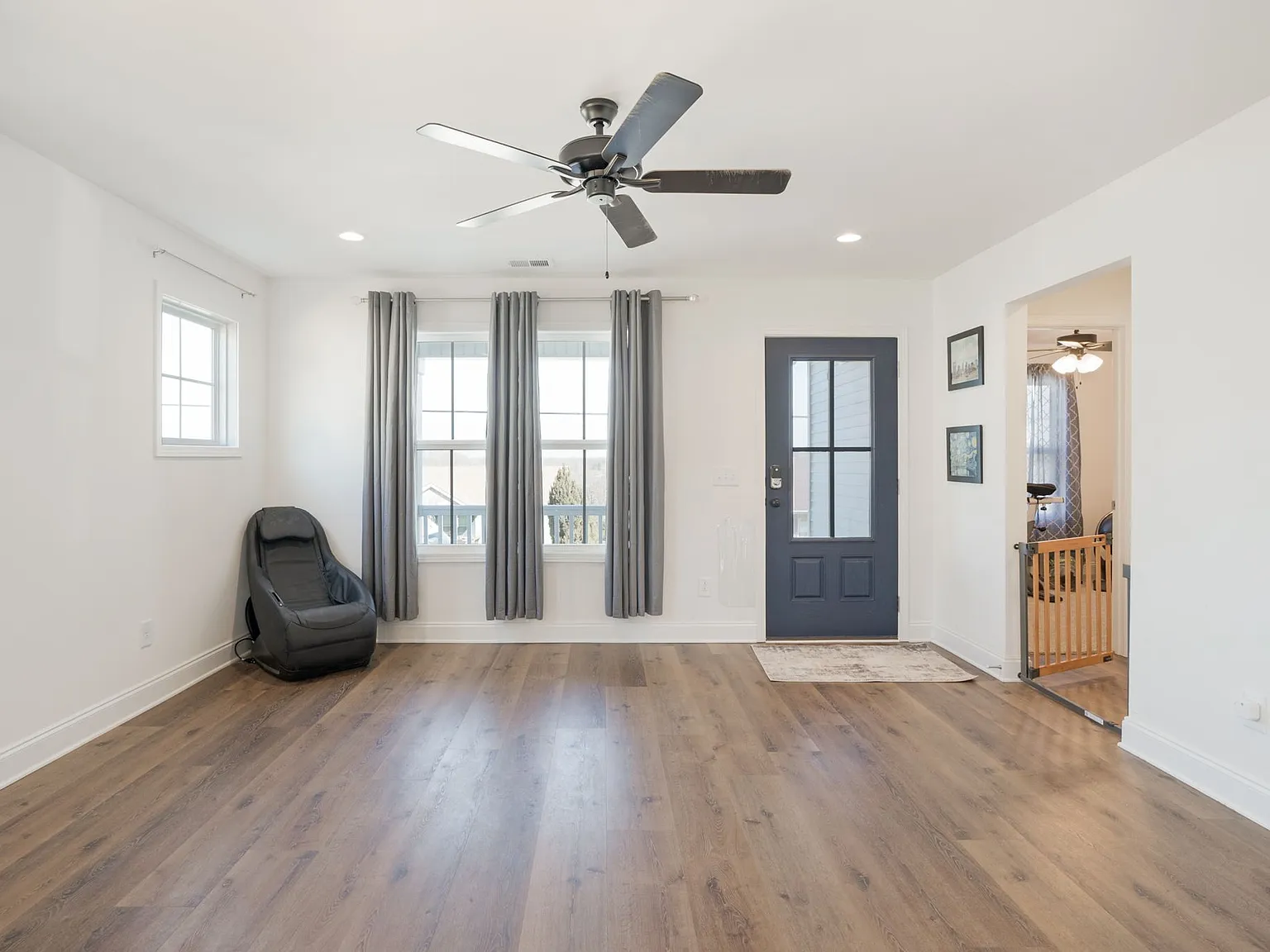 3 bed, 1300 sqft, $1,795 — Photo 3