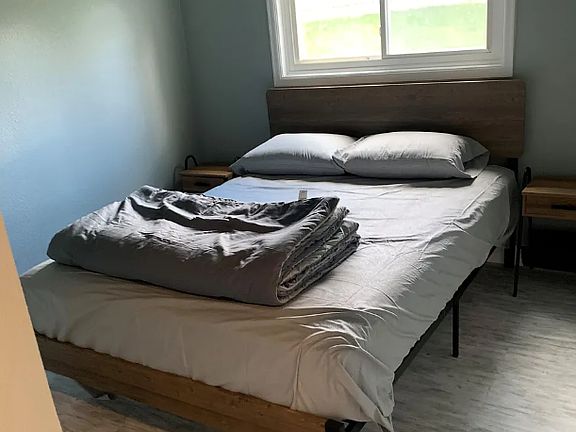 3rd image of 112 Clover Ct APT C
