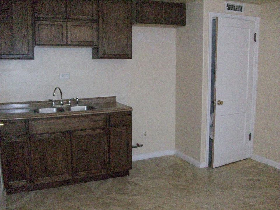 Kitchen/Basement Door