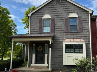 26 Duck Hawk Ct, Hackettstown, NJ 07840