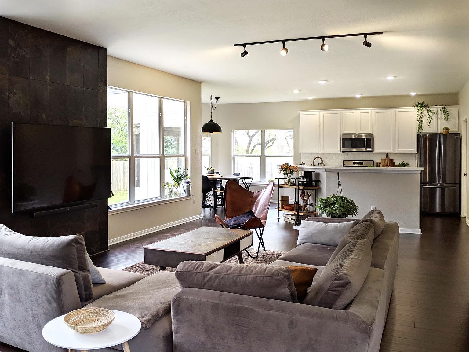 15811 Rustic Ln, Austin, TX 78717 | Zillow