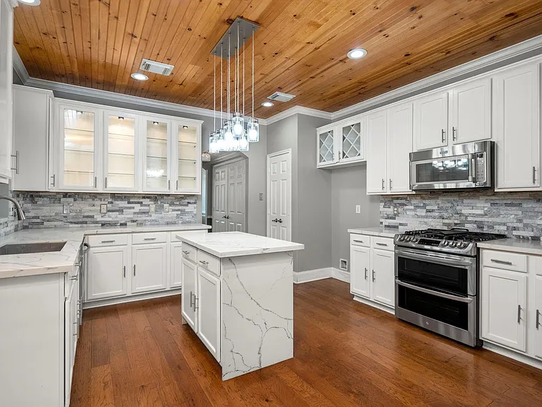 22911 Kimberwicke Ct — Photo 12