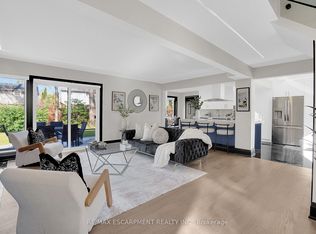 1915 Delaney Dr, Mississauga, ON L5J3L2