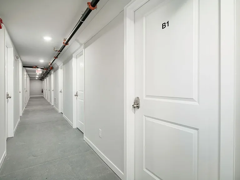 345 Walnut St — Photo 21