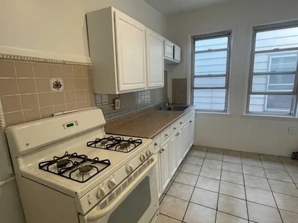 353-355 20th Ave #3, Paterson, NJ 07513