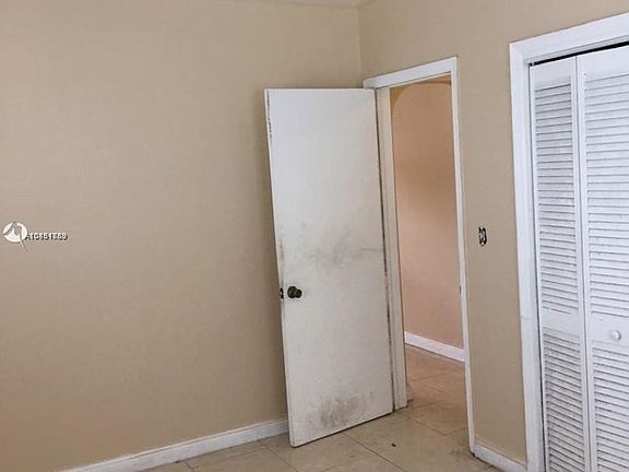 2nd image of 2455 Fillmore St Unit 1