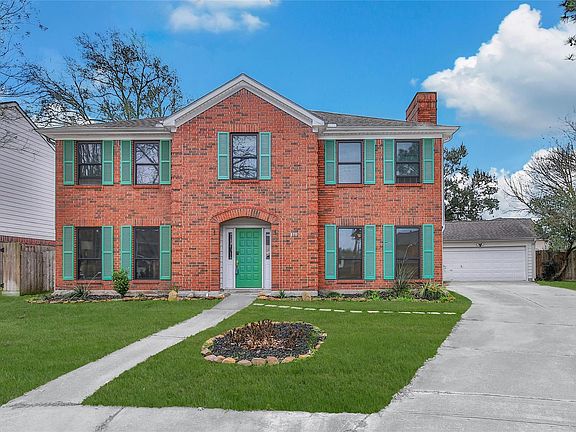 3rd image of 810 Noble Springs Rd