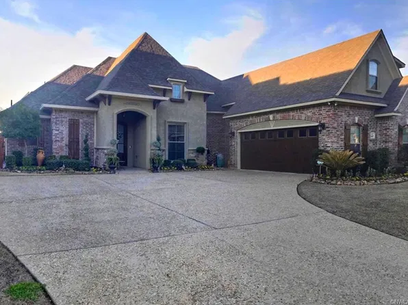 445 Long Acre Dr, Bossier City, LA 71111