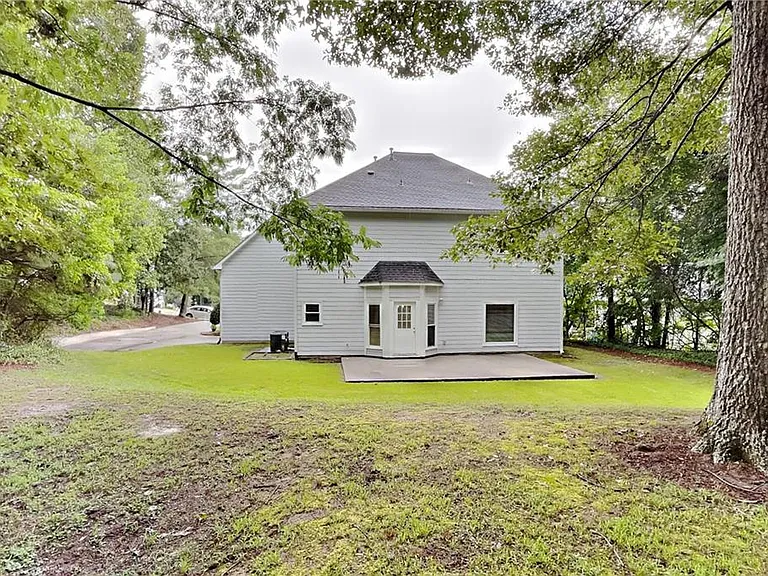 1240 Cedar Brook Dr — Photo 18