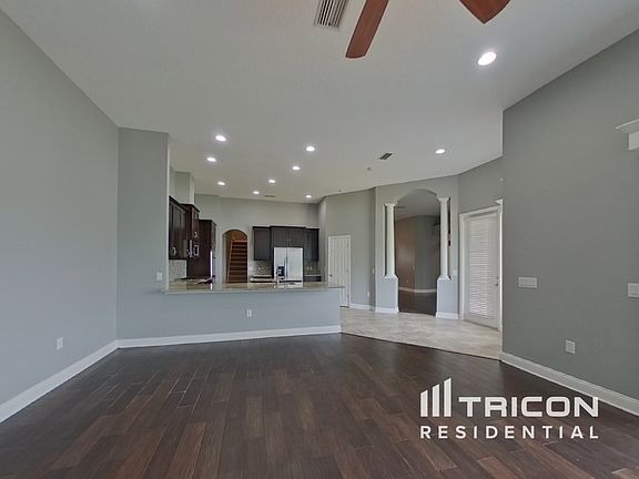 4th image of 12411 Belcroft Dr