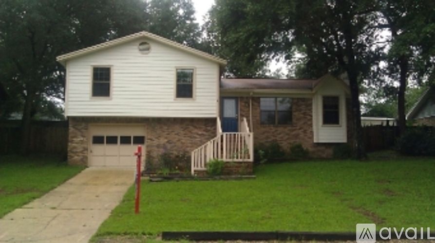 1st image of 127 Beverly Dr