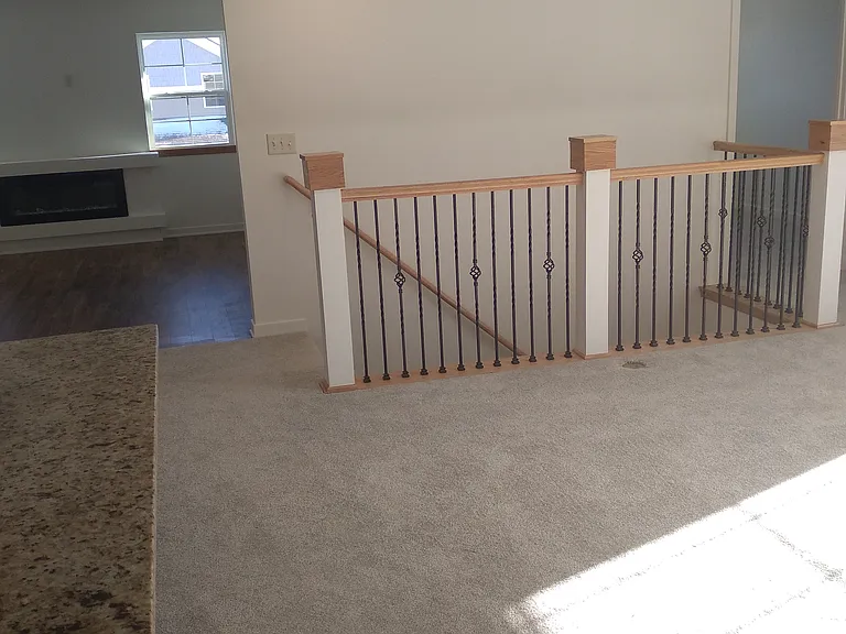 2752 Hidden Dr — Photo 17