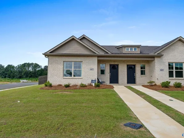 443 Ronnie Dr, Hartselle, AL 35640