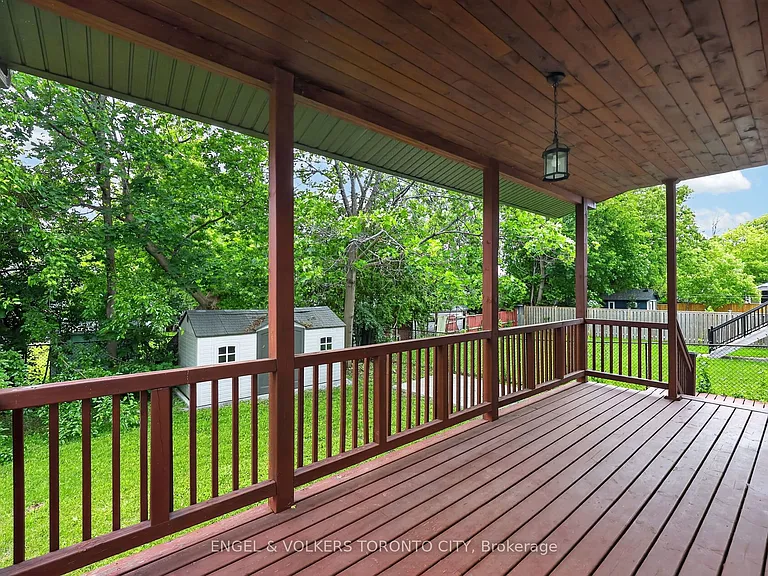 774 Churchill Ln — Photo 37