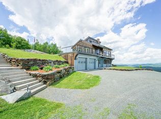 748 Hurlbut Hill Ln, Waterford, VT 05819