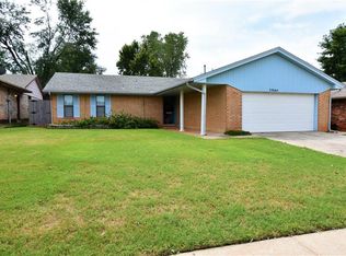 3904 Oak Valley Rd, Oklahoma City, OK 73135