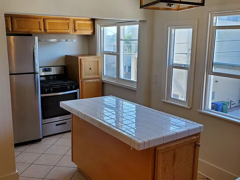 25 Clubhouse Ave — Photo 11