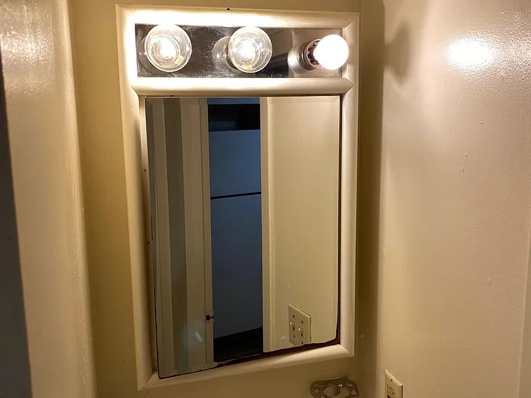 43 Elm St #BASEMENT — Photo 11