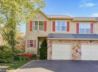 74 Chadwick Cir, Eagleville, PA 19403