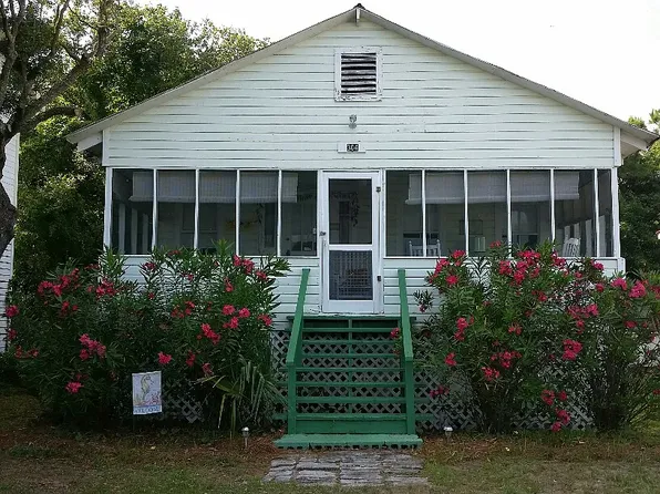 304 W Ashley Ave #1, Folly Beach, SC 29439