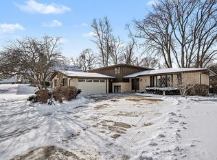 14550 Raneys Ln, Orland Park, IL 60462