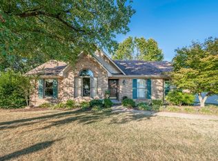 7404 Old North Church Rd, Louisville, KY 40214