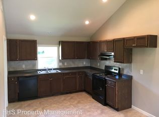 309 Hayes Ave, Clever, MO 65631