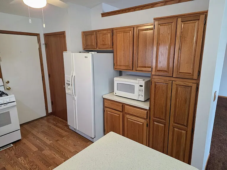 5310 Brookview Dr — Photo 4