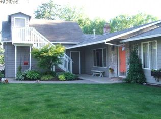 6453 SW Southwood Dr, Portland, OR 97219