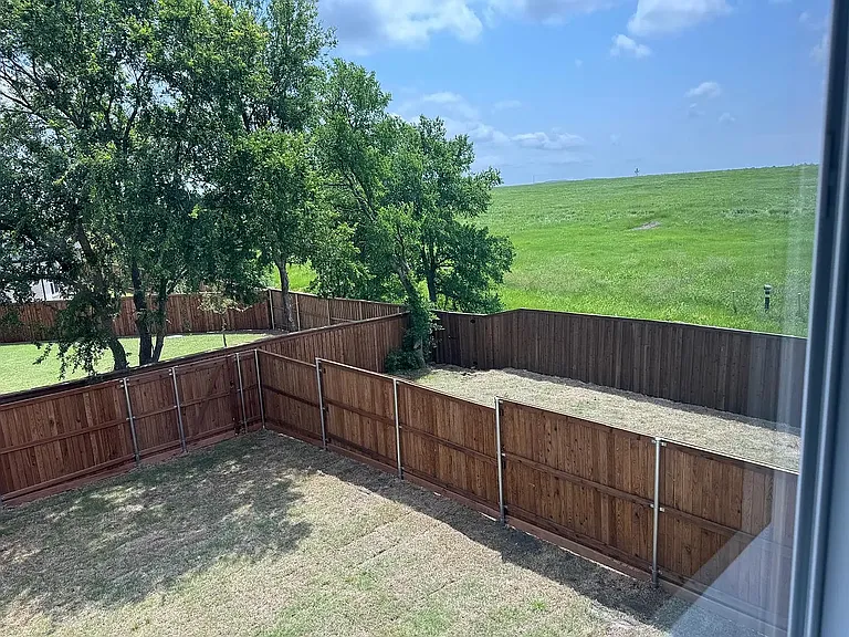 Prosper Ln — Photo 17