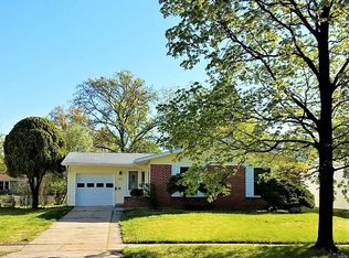 1335 Central Pkwy, Florissant, MO