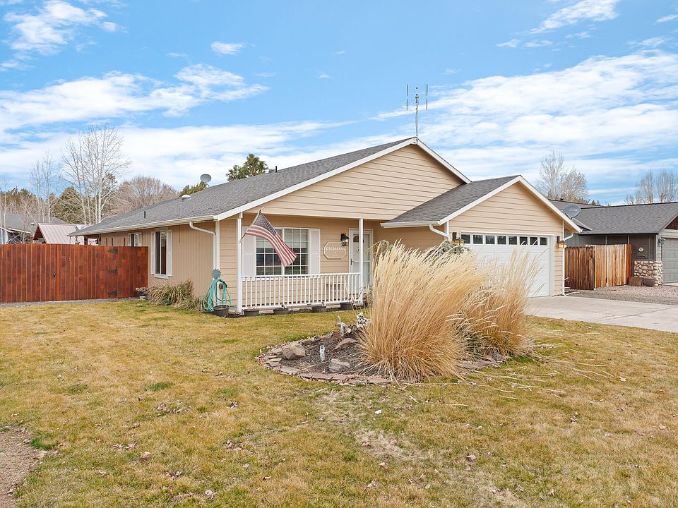 1st image of 2649 NE Sugarpine Rd