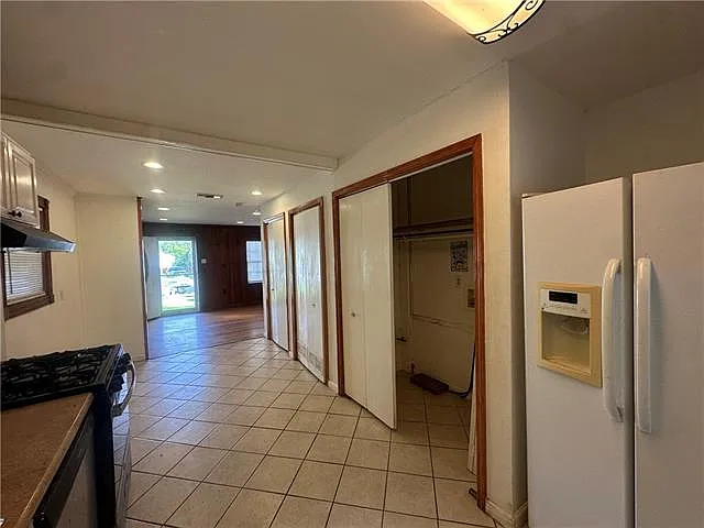 310 Huntlee Dr — Photo 5