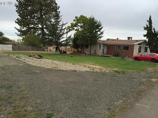2nd image of 660 Lakota Ln