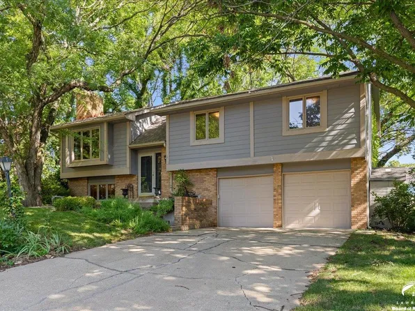 1109 Jana Ct, Lawrence, KS 66049