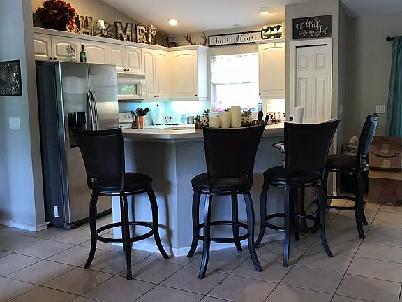 2nd image of 5301 Lake Haven Blvd