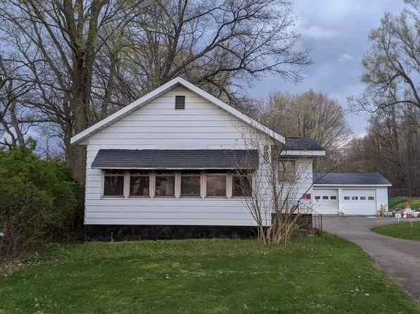 9833 Gorsline Rd, Battle Creek, MI 49014