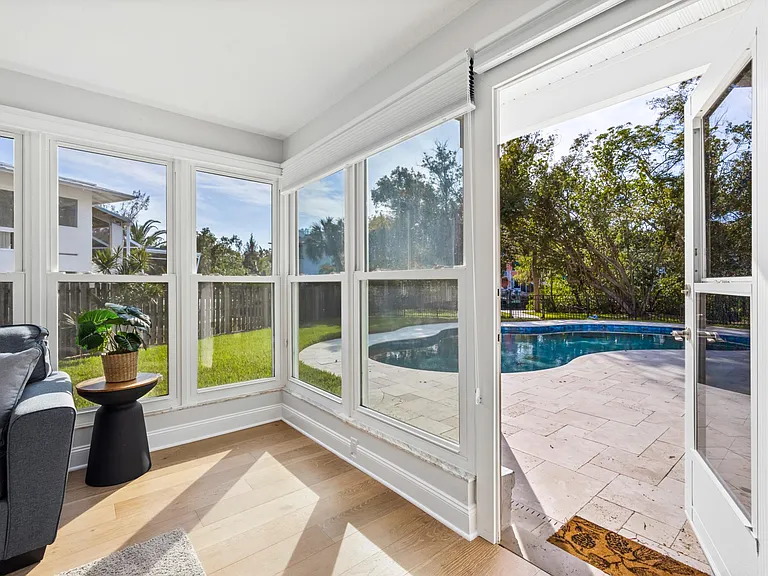 430 Island Cir — Photo 35