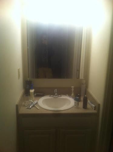 1st image of 139 Woodmere Ave APT 13