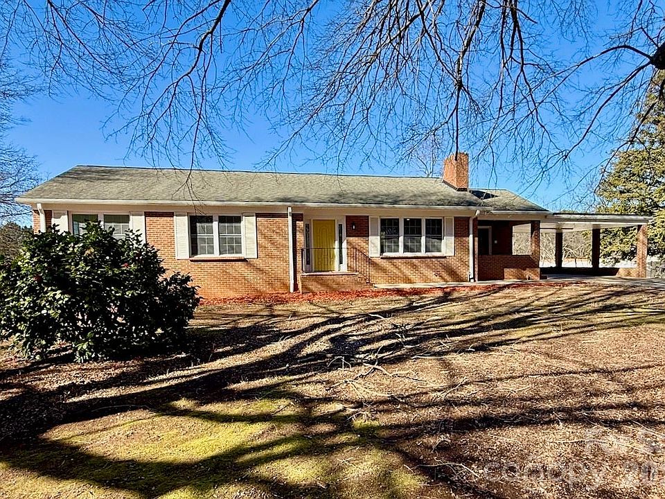 1st image of 2903 Forbes Rd