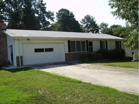75 Glenn Burnie Dr photo 1