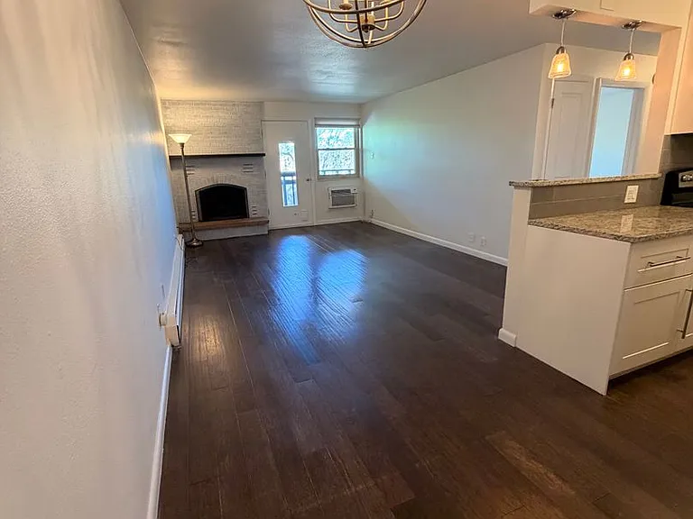 1233 N Ogden St #509 — Photo 17