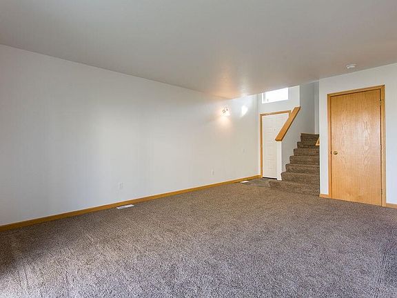 4th image of 626 S 38th St W Unit 10
